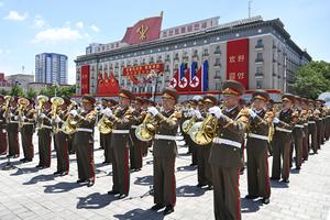 RPDC-PYONGYANG-CHINA-XI JINPING-VISITA DE ESTADO-LLEGADA-BIENVENIDA