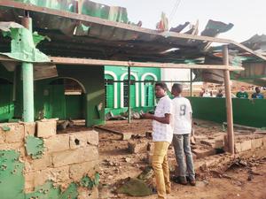 SUDAN-AL-DROSHAB-ATAQUE CON DRON-MEZQUITA DAÑADA