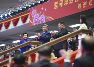 RPDC-PYONGYANG-CHINA-XI JINPING-PENG LIYUAN-PRESENTACION ARTISTICA