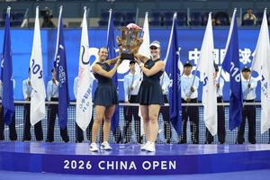 CHINA-BEIJING-TENIS-ABIERTO DE CHINA-DOBLES FEMENINOS-FINAL
