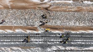 CHINA-QINGHAI-GOLMUD-FESTIVAL DE LA PRIMAVERA-FERROCARRIL-SALVAGUARDA