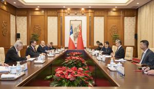 CHINA-BEIJING-WANG YI-MINISTRO DE RELACIONES EXTERIORES DE CHILE-CONVERSACIONES