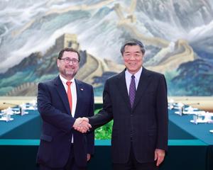 CHINA-BEIJING-HE LIFENG-MINISTRO DE RELACIONES EXTERIORES DE CHILE-REUNION