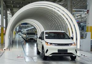 CHINA-JIANGXI-FUZHOU-VEHICULOS ELECTRICOS-PRODUCCION