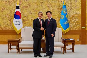 REPUBLICA DE COREA-SEUL-PRESIDENTE-CHINA-WANG YI-REUNION