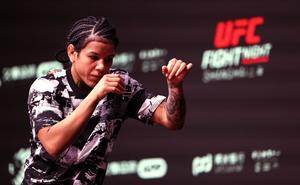 CHINA-SHANGHAI-NOCHE DE PELEA DE LA UFC-SESION DE ENTRENAMIENTO