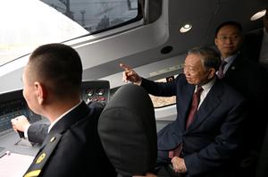 CHINA-VIETNAM-TO LAM-VISITA DE ESTADO-TREN DE ALTA VELOCIDAD-GUANGXI