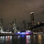 Buque de la armada mexicana choca con puente de Brooklyn