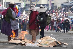 BOLIVIA-LA PAZ-BLOQUEOS-ENFRENTAMIENTOS