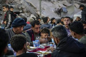 MEDIO ORIENTE-GAZA-JABALIA-PALESTINOS-IFTAR