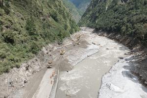 CHINA-XIZANG-GYIRONG-AVALANCHA DE LODO-RESTAURACION DE CAMINOS