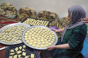 EGIPTO-GIZA-EID AL-FITR-PREPARATIVOS-DULCES