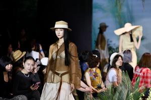 CHINA-FUJIAN-SHISHI-FERIA DE TEXTILES Y VESTIMENTA DEL ESTRECHO-INAUGURACION