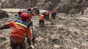 CHINA-XIZANG-GYIRONG-AVALANCHA DE LODO-RESCATE