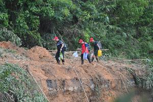 CHINA-GUANGXI-TIFON-INUNDACION-RESCATE