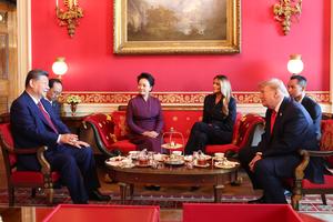 EEUU-CHINA-XI JINPING-VISITA DE ESTADO-TRUMP-CHARLA TOMANDO EL TE