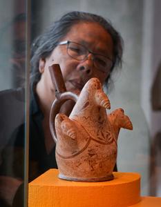 CANADA-VANCOUVER-ARTEFACTOS ANDINOS ANTIGUOS-EXPOSICION