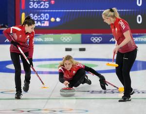 ITALIA-CORTINA D'AMPEZZO-JUEGOS OLIMPICOS DE INVIERNO-CURLING-FEMENINO-ROUND ROBIN-DINAMARCA VS EEUU
