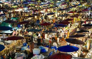 CHINA-YUNNAN-XISHUANGBANNA-MERCADO NOCTURNO STARLIGHT-TURISMO