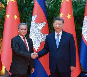 CHINA-SHANGHAI-XI JINPING-PRIMER MINISTRO DE CAMBOYA-REUNION