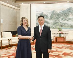 CHINA-BEIJING-HAN ZHENG-CANADA-DELEGACION EMPRESARIAL-REUNION