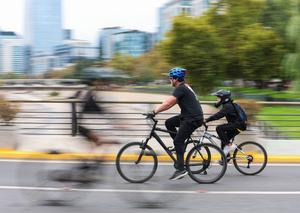 CHILE-SANTIAGO-DOMINGO SIN AUTOMOVILES