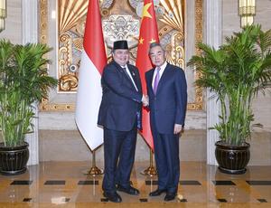 CHINA-SHANGHAI-WANG YI-FUNCIONARIO INDONESIO-REUNION