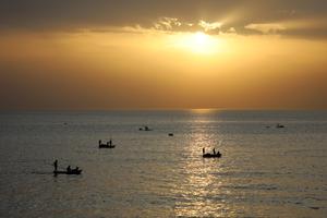 MEDIO ORIENTE-CIUDAD DE GAZA-VIDA COTIDIANA-PESCADORES