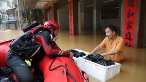 CHINA-GUANGXI-TIFON MAYSAK-BUSQUEDA Y RESCATE