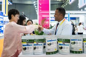 Xinhua Headlines: From savanna to mega market, African goods gain popularity in China