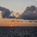 CHINA-HAINAN-ISLAS XISHA-VISTAS DEL ATARDECER