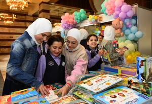SIRIA-DAMASCO-NIÑOS-FERIA DEL LIBRO