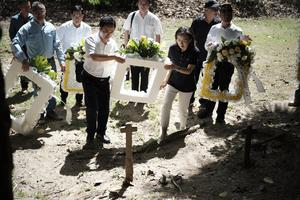 PANAMA-GAMBOA-CHINA-HOMENAJE-TRABAJADORES CHINOS FALLECIDOS