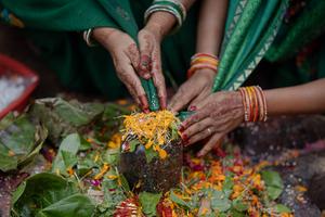 NEPAL-KATMANDU-MES SAGRADO DEL SHRAWAN