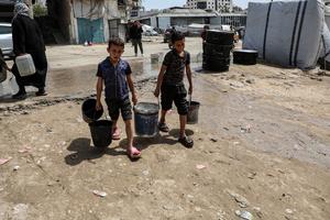 MEDIO ORIENTE-CIUDAD DE GAZA-AGUA