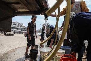 MEDIO ORIENTE-CIUDAD DE GAZA-AGUA