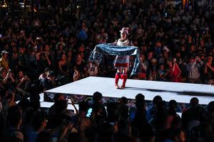 CHINA-GUIZHOU-KAILI-DESFILE DE MODA-ALDEA T