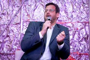 ARGENTINA-BUENOS AIRES-CHINA-INDUSTRIA EDITORIAL