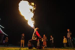 CHINA-YUNNAN-COMUNIDAD DE DONGCUN-TURISMO DE ESTANCIA