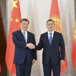 KIRGUISTAN-BISHKEK-XI JINPING-PRESIDENTE KIRGUIS-CONVERSACIONES