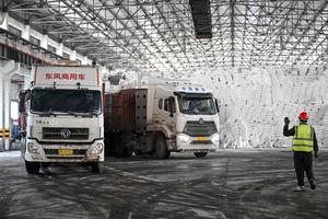 CHINA-XINJIANG-AGRICULTURA DE PRIMAVERA-PREPARATIVOS