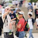 CHINA-FERIADO POR EL FESTIVAL QINGMING-VIAJES TURISTICOS E INGRESOS POR TURISMO