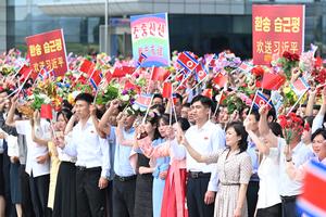 RPDC-PYONGYANG-CHINA-XI JINPING-KIM JONG UN-GRAN CEREMONIA DE DESPEDIDA