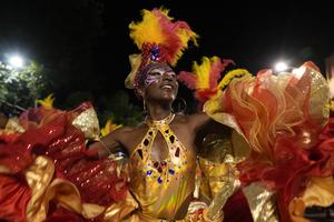 URUGUAY-MONTEVIDEO-CARNAVAL-DESFILE DE LLAMADAS