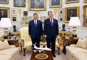 EEUU-CHINA-XI JINPING-VISITA DE ESTADO-TRUMP-INTERCAMBIO EN UN GRUPO PEQUEÑO