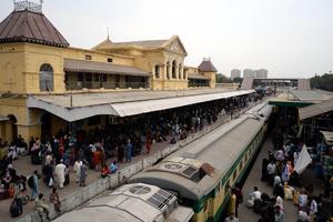 PAKISTAN-KARACHI-EID-VIAJES