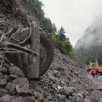 CHINA-XIZANG-GYIRONG-AVALANCHA DE LODO-RESCATE