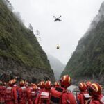 CHINA-XIZANG-GYIRONG-AVALANCHA DE LODO-RESCATE
