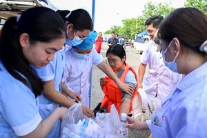 CHINA-GUANGXI-TIFON MAYSAK-RESCATE Y SOCORRO