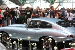 BIELORRUSIA-MINSK-EXPOSICION DE AUTOMOVILES CLASICOS